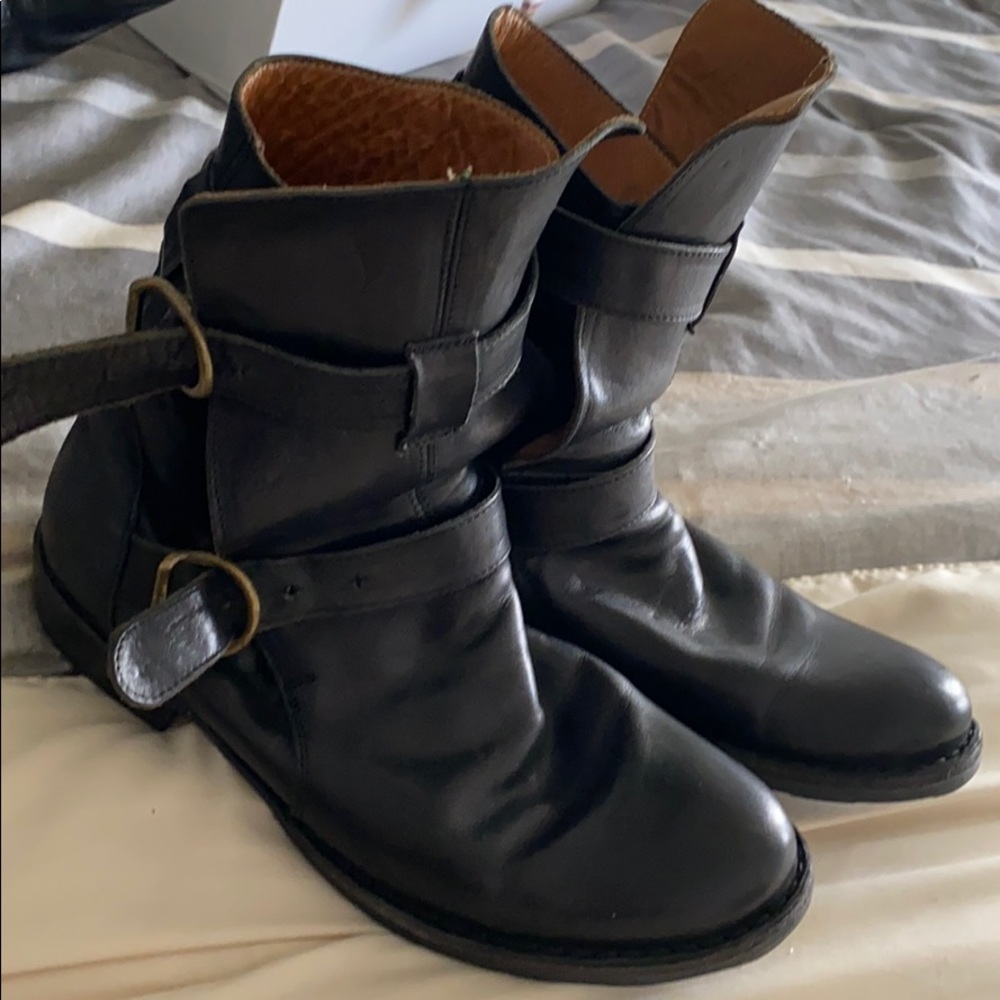 Fiorentini and Baker leather boots